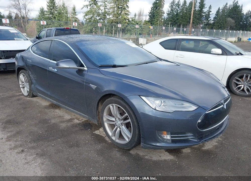2015 TESLA MODEL S 70D/85D/P85D VIN: 5YJSA1H27FF082398