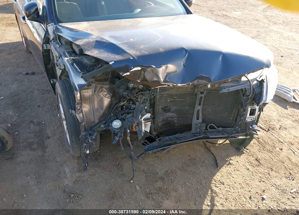 2013 HYUNDAI GENESIS 3.8 VIN: KMHGC4DDXDU247515