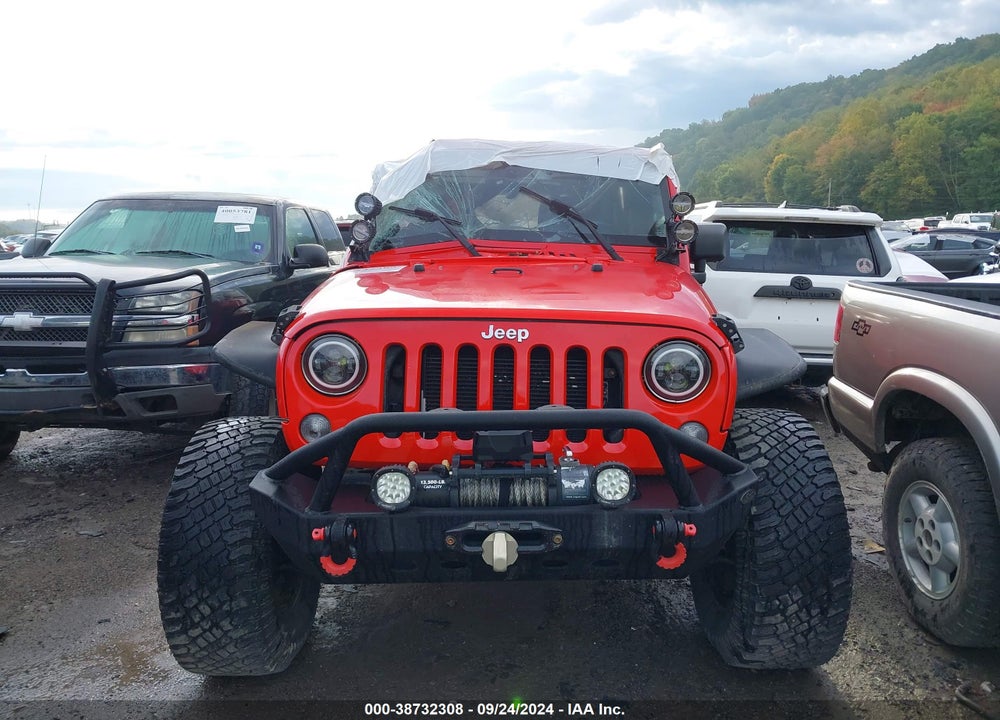 2017 JEEP WRANGLER UNLIMITED SPORT 4X4 VIN: 1C4BJWDG2HL720426