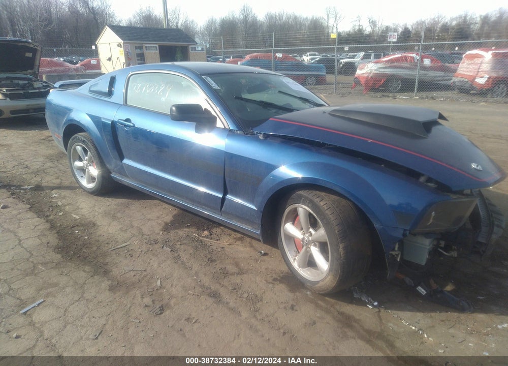 2008 FORD MUSTANG VIN: 1ZVHT82H385110855