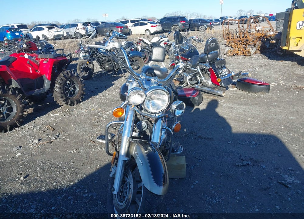2005 YAMAHA XVS1100 A VIN: JYAVP11E55A061388