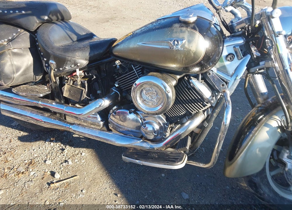 2005 YAMAHA XVS1100 A VIN: JYAVP11E55A061388