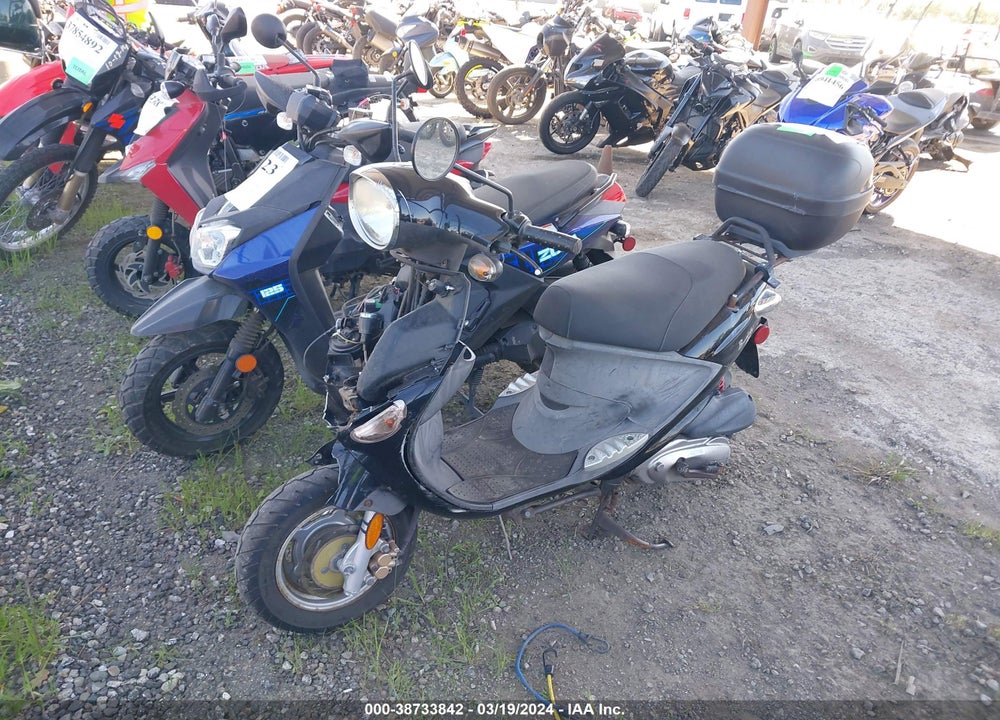 2014 GENUINE SCOOTER CO. BUDDY 125 VIN: RFVPAC207E1016584