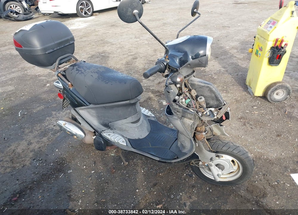 2014 GENUINE SCOOTER CO. BUDDY 125 VIN: RFVPAC207E1016584