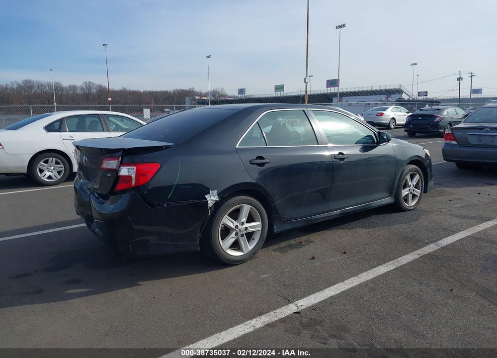 2014 TOYOTA CAMRY SE VIN: 4T1BF1FKXEU796533