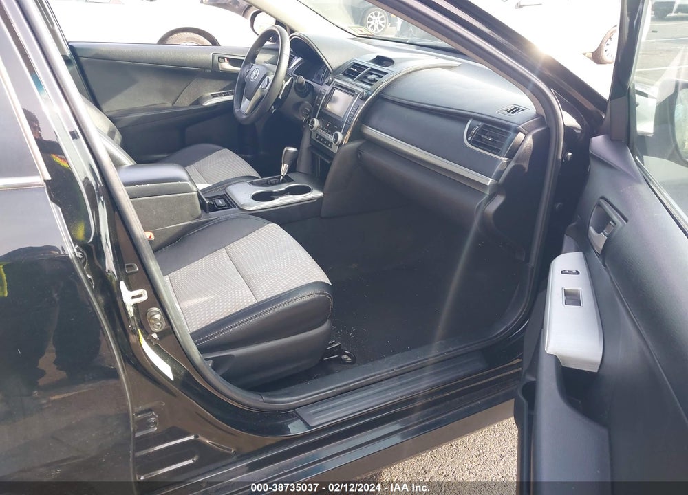 2014 TOYOTA CAMRY SE VIN: 4T1BF1FKXEU796533