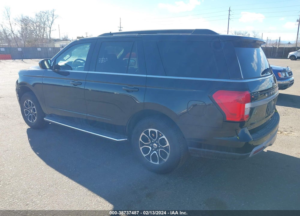2022 FORD EXPEDITION XLT VIN: 1FMJU1JT7NEA67322