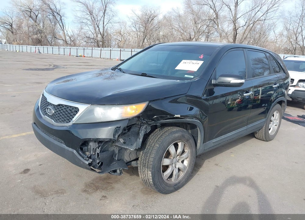 2013 KIA SORENTO LX VIN: 5XYKT3A17DG396260
