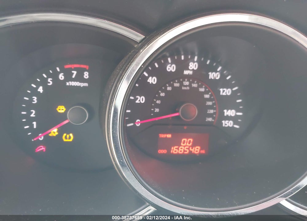 2013 KIA SORENTO LX VIN: 5XYKT3A17DG396260