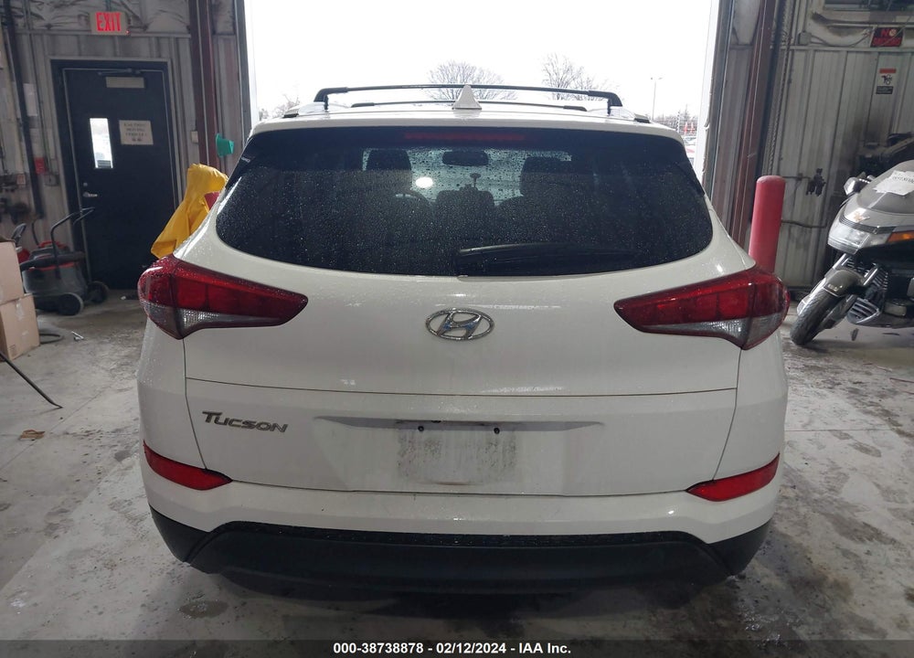 2017 HYUNDAI TUCSON SE PLUS VIN: KM8J33A47HU439064