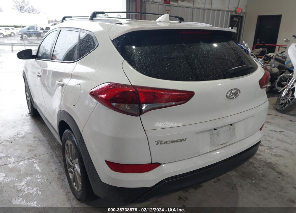 2017 HYUNDAI TUCSON SE PLUS VIN: KM8J33A47HU439064