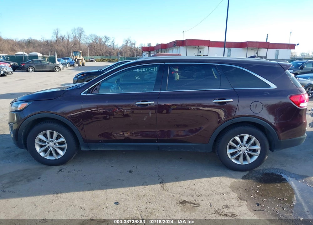 2016 KIA SORENTO 2.4L LX VIN: 5XYPG4A31GG042532