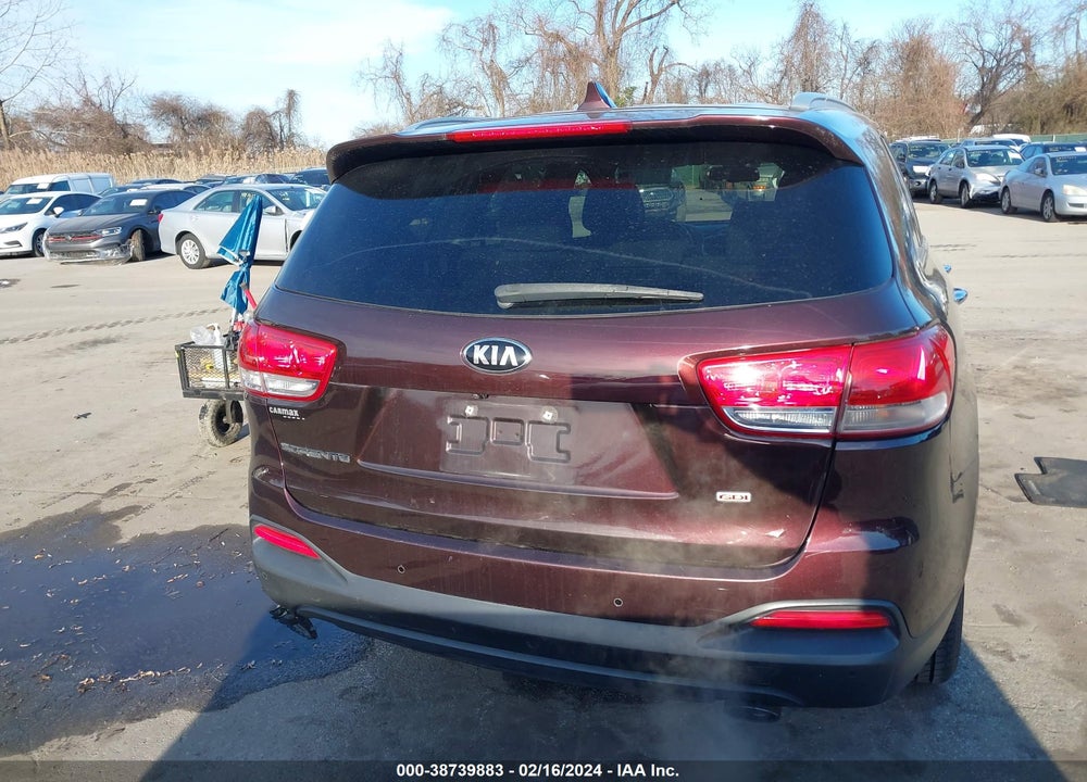 2016 KIA SORENTO 2.4L LX VIN: 5XYPG4A31GG042532