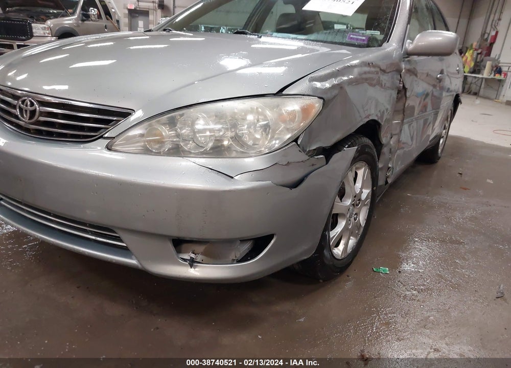 2005 TOYOTA CAMRY XLE V6 VIN: 4T1BF30K65U598911