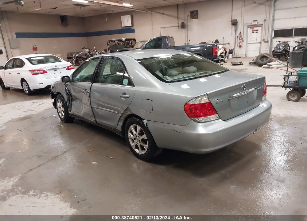 2005 TOYOTA CAMRY XLE V6 VIN: 4T1BF30K65U598911