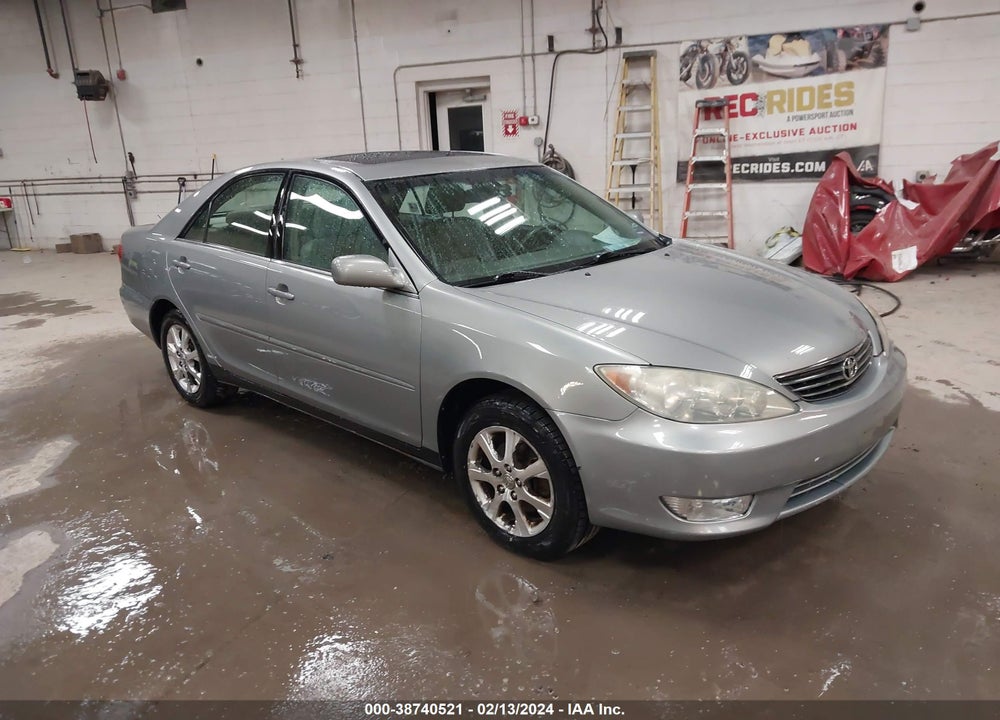2005 TOYOTA CAMRY XLE V6 VIN: 4T1BF30K65U598911