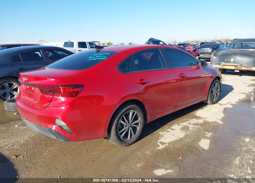 2024 KIA FORTE LXS VIN: 3KPF24AD4RE698761