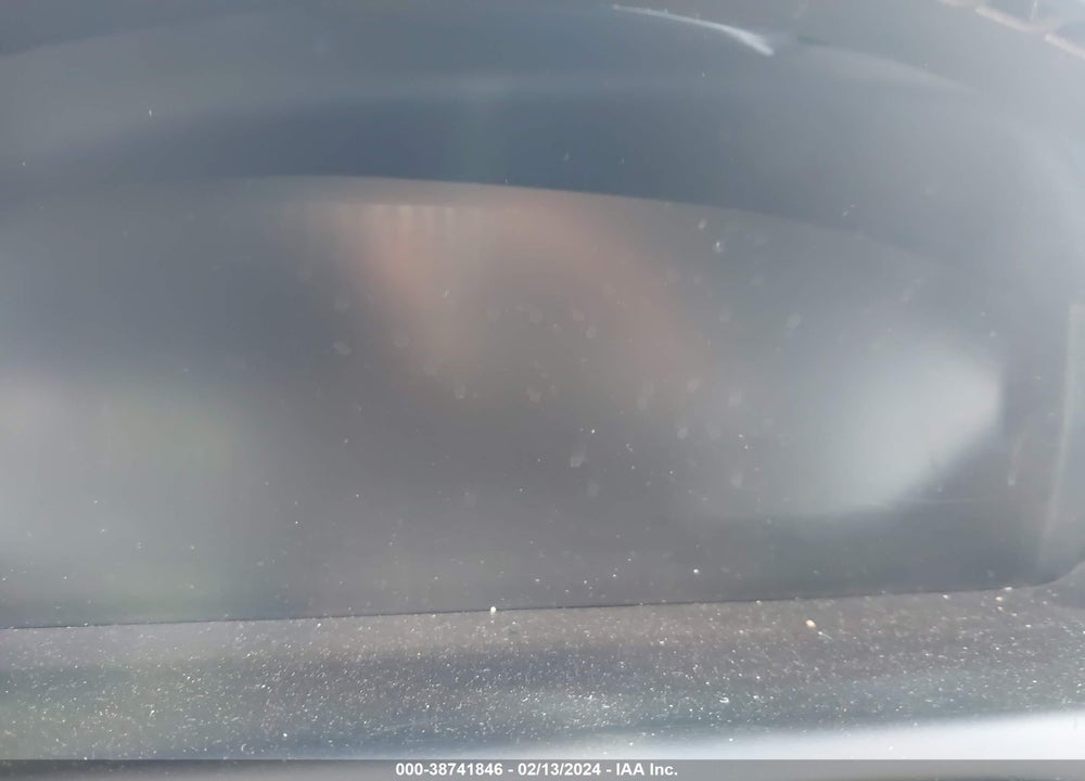 2013 JAGUAR XJ VIN: SAJWJ1CDXD8V44039