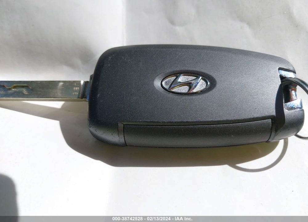 2021 HYUNDAI ELANTRA SE VIN: 5NPLL4AG5MH015450