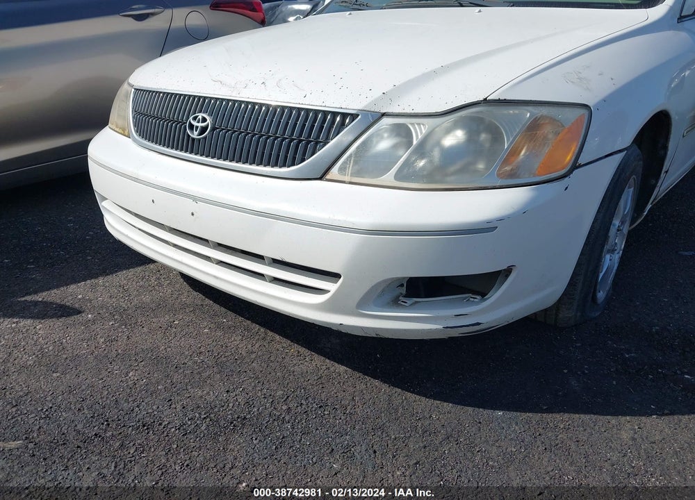 2000 TOYOTA AVALON XL/XLS VIN: 4T1BF28B9YU030316