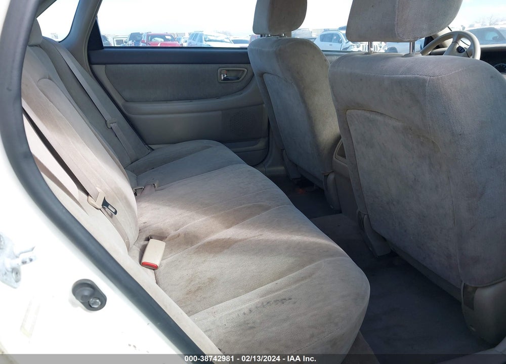 2000 TOYOTA AVALON XL/XLS VIN: 4T1BF28B9YU030316