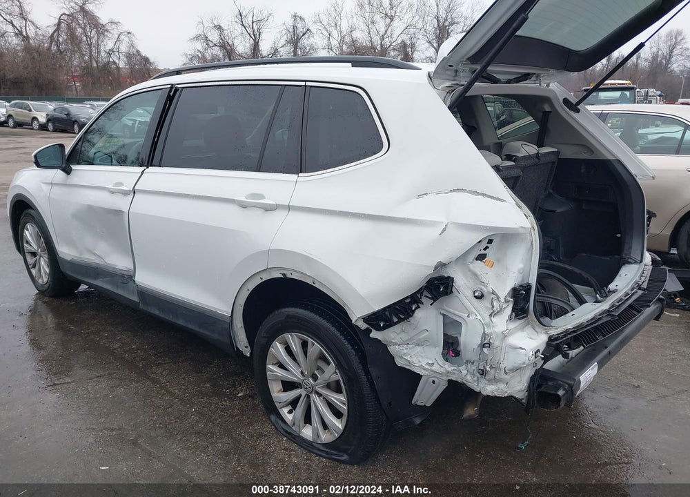 2018 VOLKSWAGEN TIGUAN 2.0T SE/2.0T SEL VIN: 3VV2B7AX9JM133833