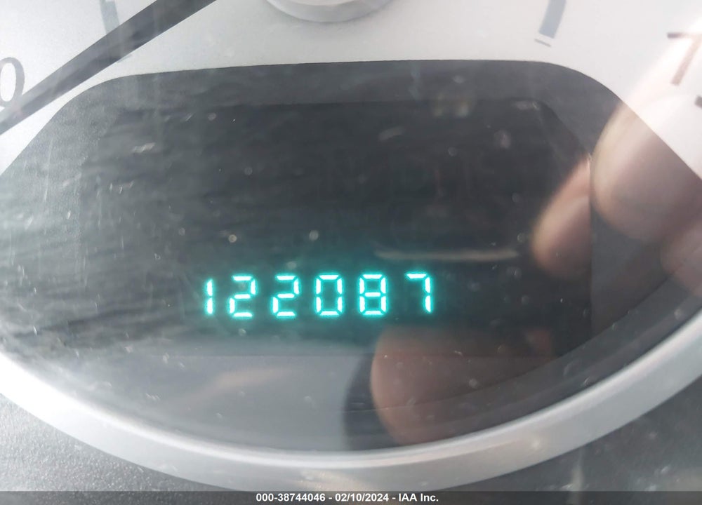 2008 CHRYSLER TOWN & COUNTRY LX VIN: 2A8HR44H48R652873