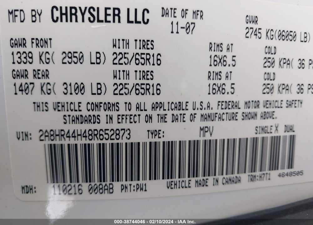 2008 CHRYSLER TOWN & COUNTRY LX VIN: 2A8HR44H48R652873
