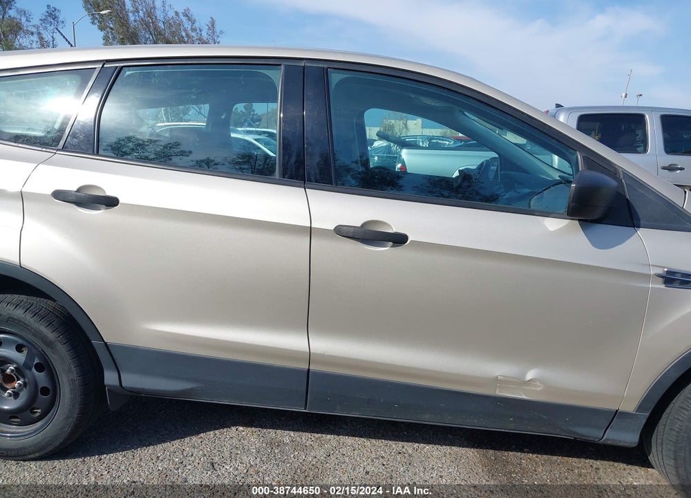 2017 FORD ESCAPE S VIN: 1FMCU0F74HUD77260