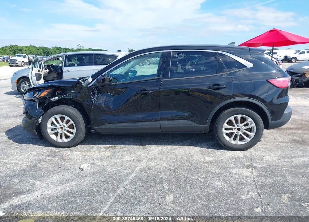 2022 FORD ESCAPE SE HYBRID VIN: 1FMCU0BZ7NUB07135