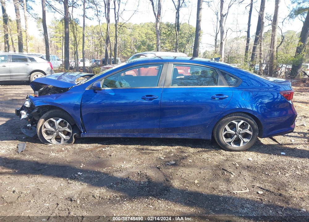 2019 KIA FORTE LXS VIN: 3KPF24AD3KE013607