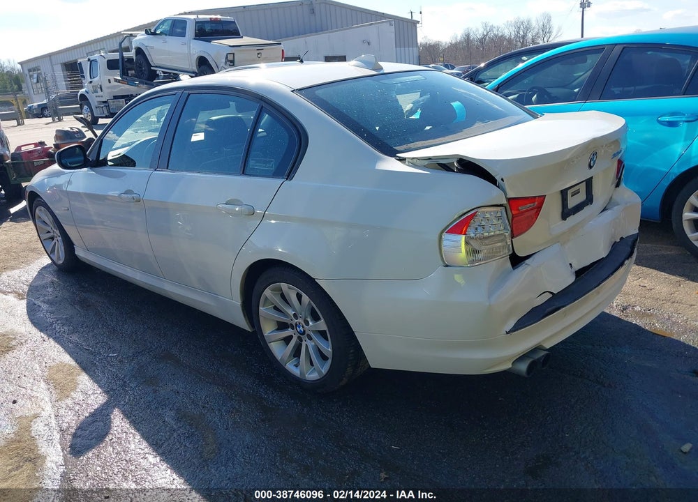 2011 BMW 328I VIN: WBAPH7G55BNM57410