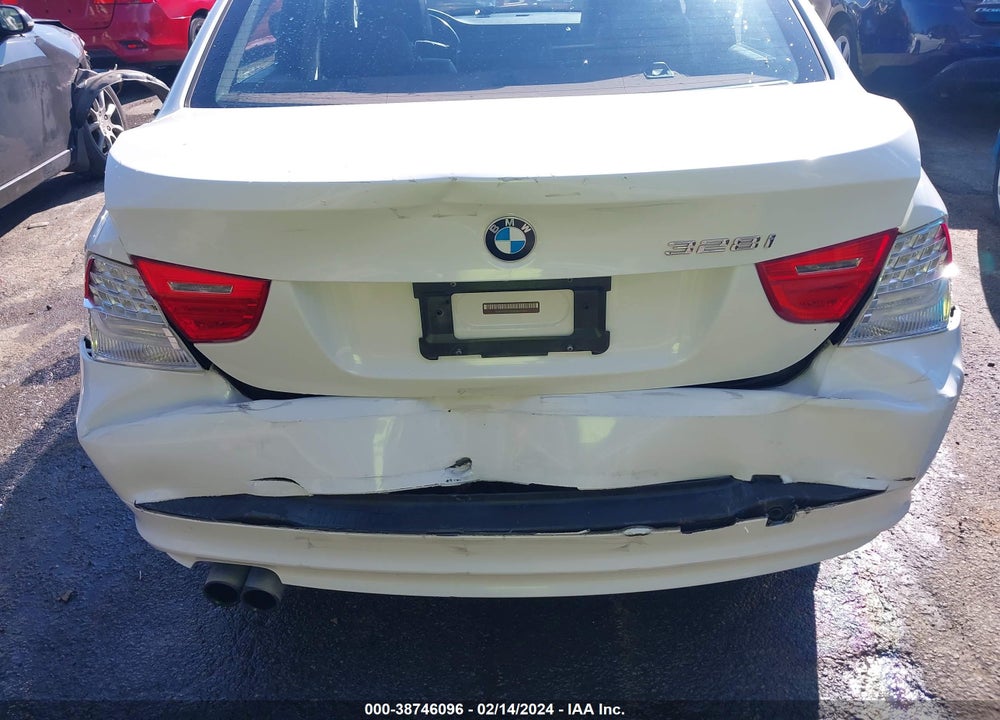 2011 BMW 328I VIN: WBAPH7G55BNM57410
