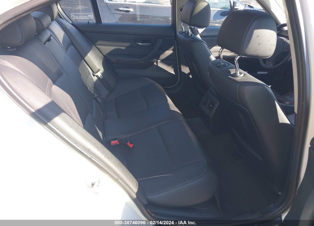 2011 BMW 328I VIN: WBAPH7G55BNM57410