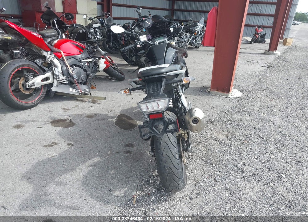 2020 BMW G310 R VIN: WB30G1103LRA00632
