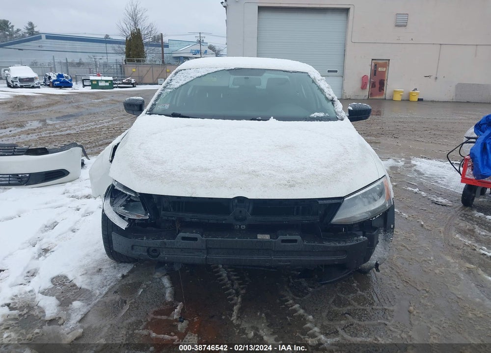 2013 VOLKSWAGEN JETTA 2.0L S VIN: 3VW2K7AJ0DM228129