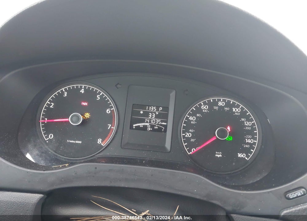 2013 VOLKSWAGEN JETTA 2.0L S VIN: 3VW2K7AJ0DM228129