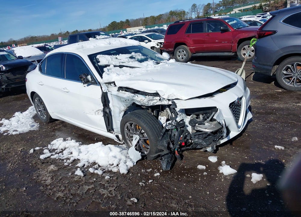 2018 ALFA ROMEO GIULIA AWD VIN: ZARFAEDN2J7583776