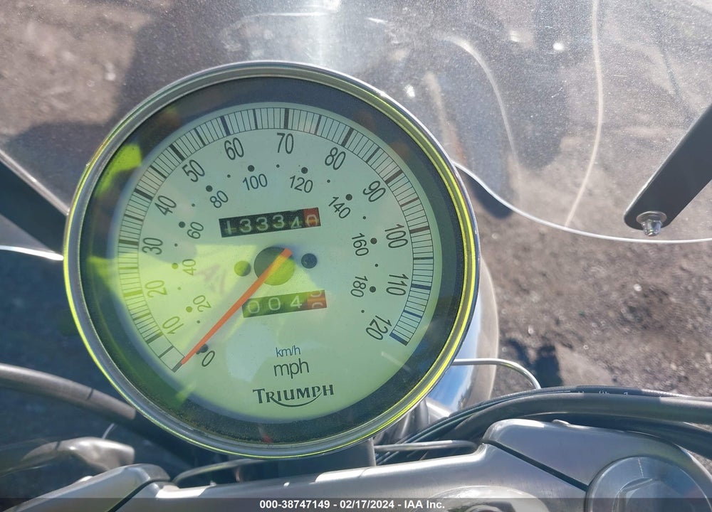 2002 TRIUMPH MOTORCYCLE BONNEVILLE AMERICA VIN: SMT905JN02J150719