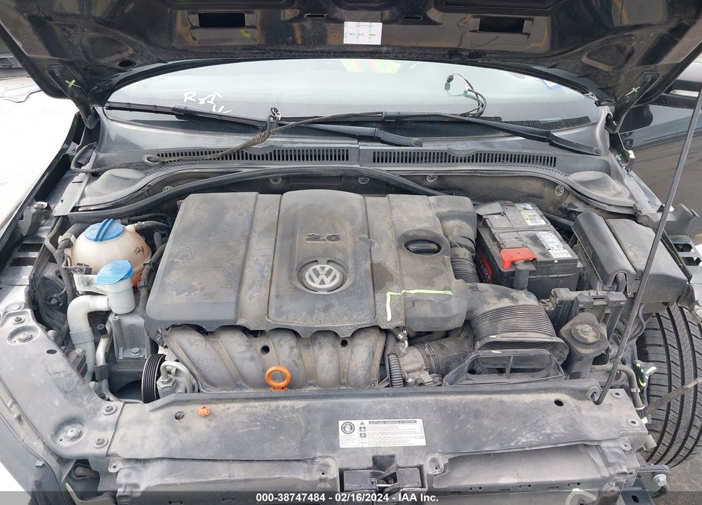 2012 VOLKSWAGEN JETTA 2.5L SE VIN: 3VWDP7AJ1CM320570