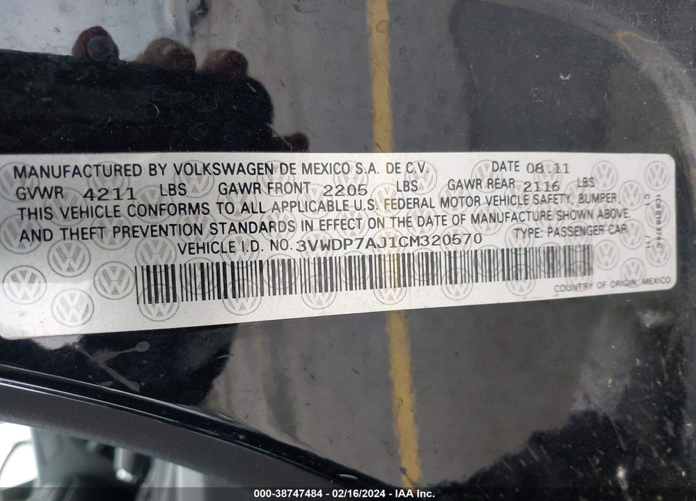 2012 VOLKSWAGEN JETTA 2.5L SE VIN: 3VWDP7AJ1CM320570
