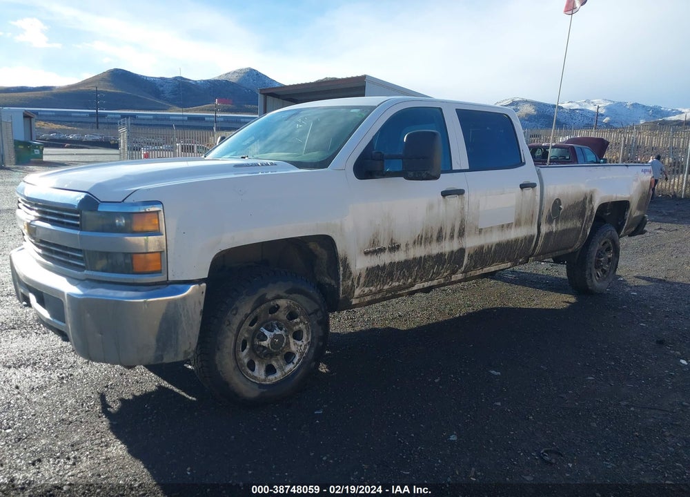 2015 CHEVROLET SILVERADO 2500HD WT VIN: 1GC1KUE81FF180194