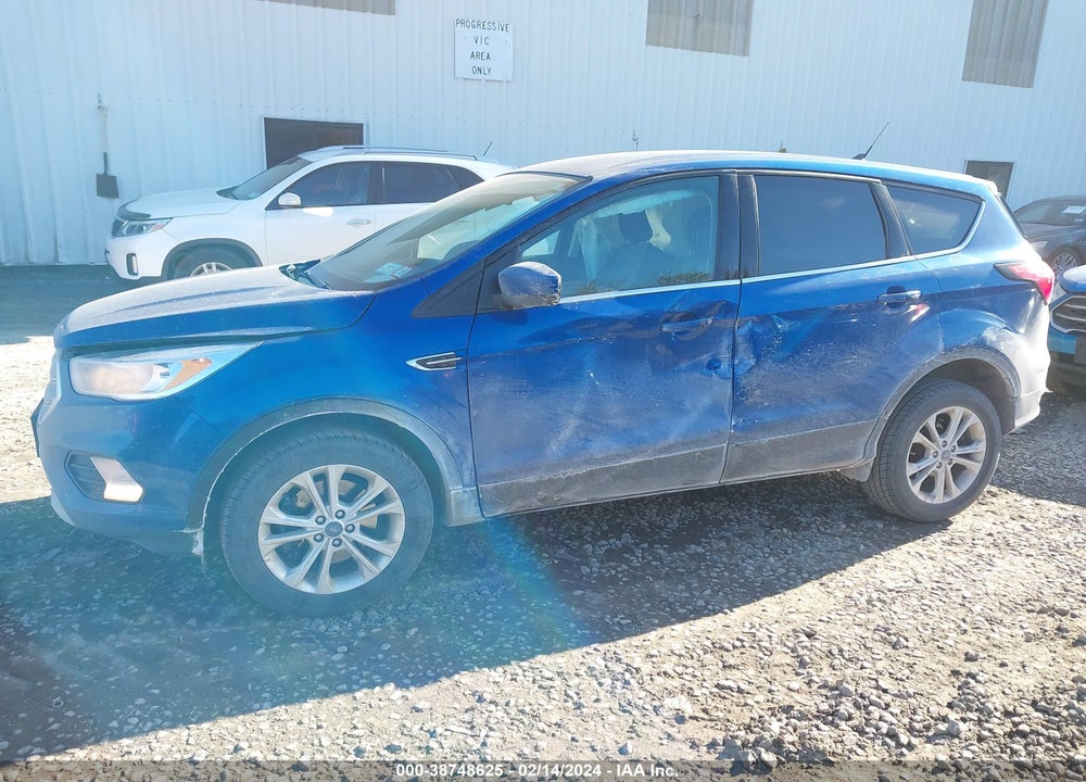 2019 FORD ESCAPE SE VIN: 1FMCU9GD1KUC42995