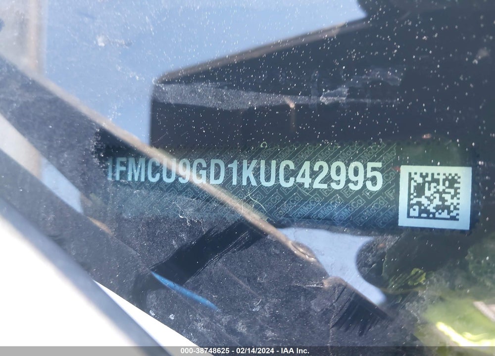 2019 FORD ESCAPE SE VIN: 1FMCU9GD1KUC42995