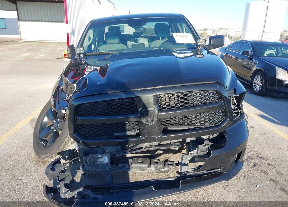 2016 RAM 1500 EXPRESS VIN: 1C6RR7FT1GS399868