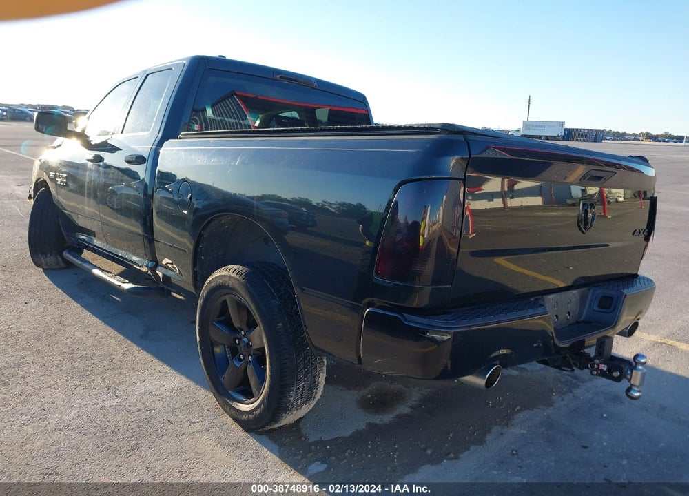 2016 RAM 1500 EXPRESS VIN: 1C6RR7FT1GS399868