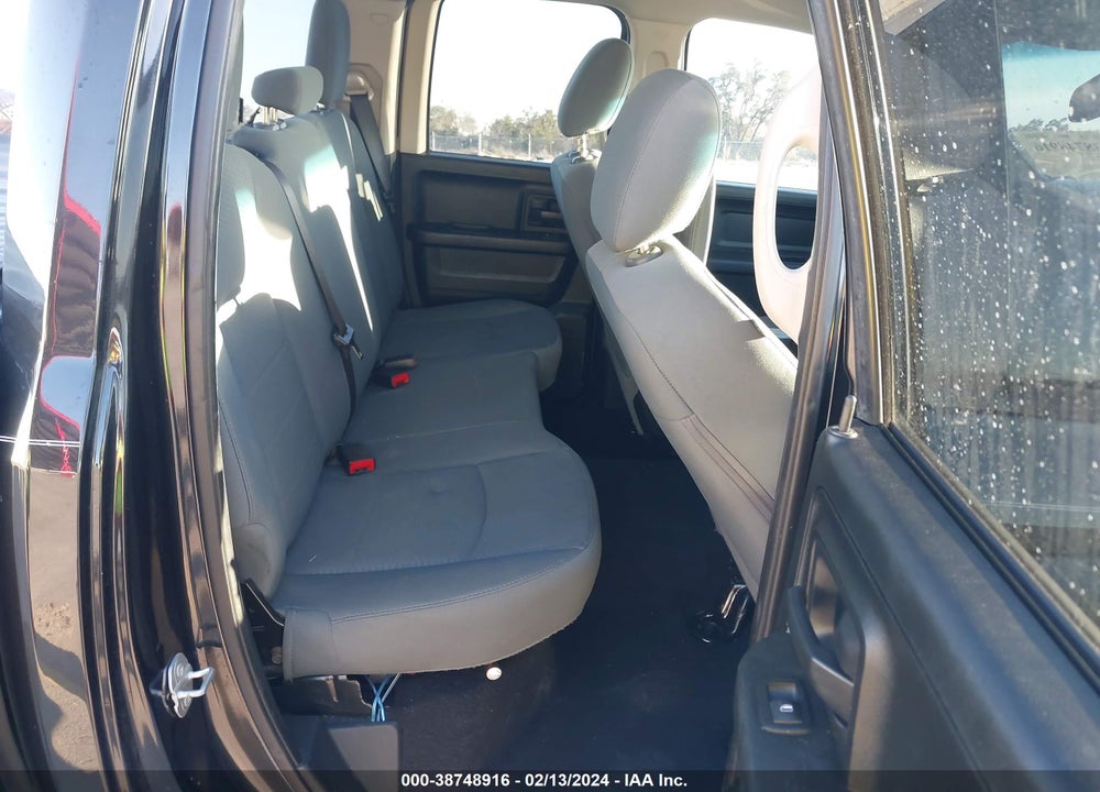 2016 RAM 1500 EXPRESS VIN: 1C6RR7FT1GS399868