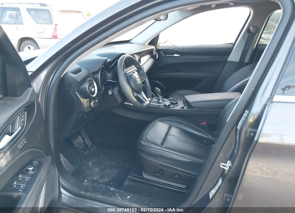 2018 ALFA ROMEO STELVIO AWD VIN: ZASFAKAN6J7B77469