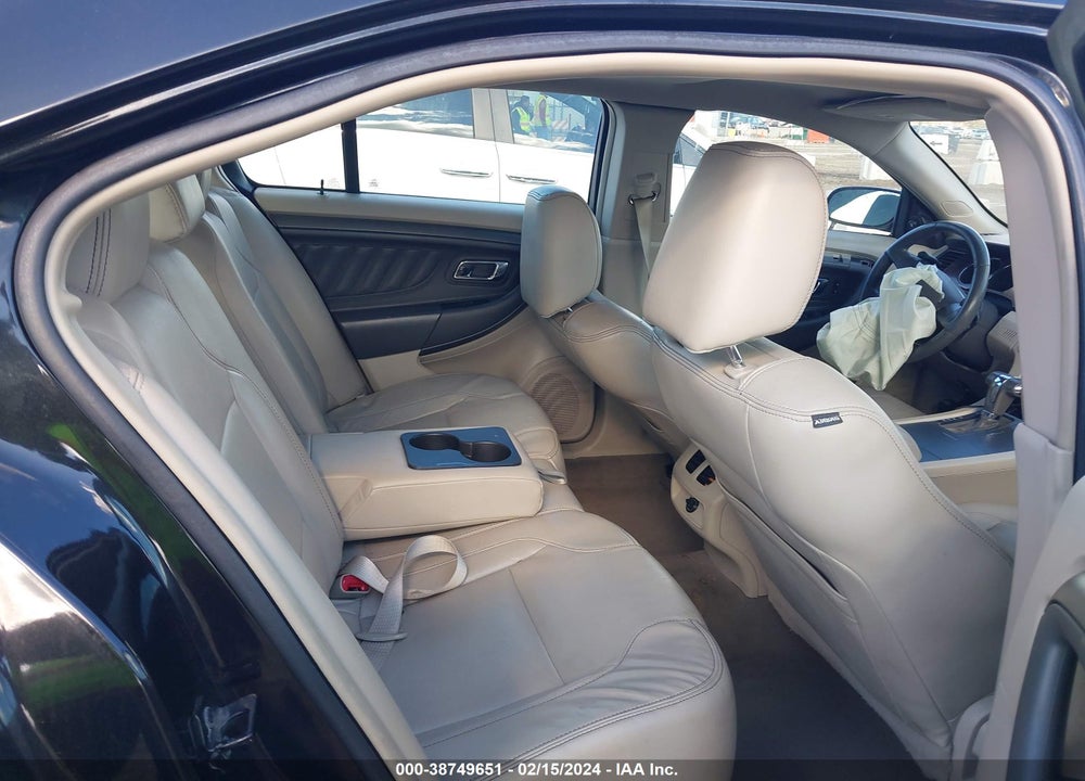2010 FORD TAURUS VIN: 1FAHP2EW9AG135614