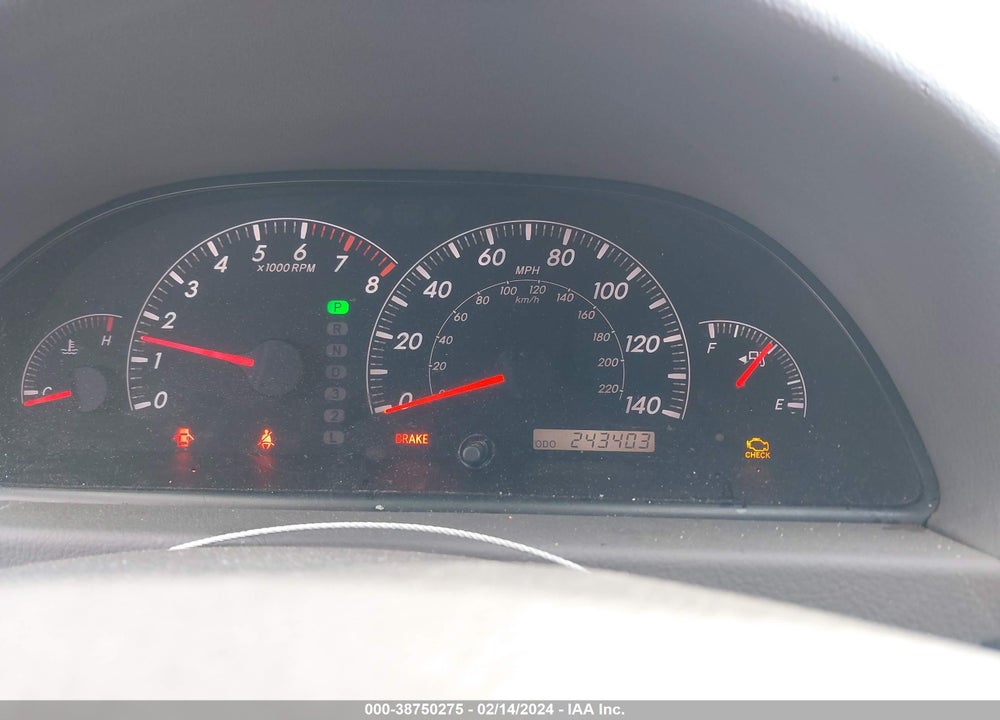 2005 TOYOTA CAMRY LE VIN: 4T1BE32K35U074261